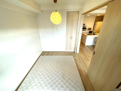 【洋室】 | プレサンスロジェ西神南