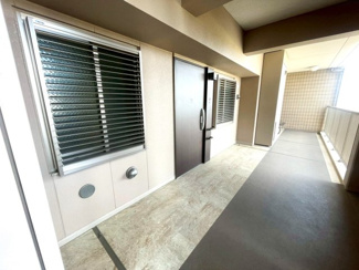 【玄関】 | プレサンスロジェ西神南