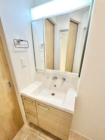 ハルカの洗面所|ゆったりとスペースのある洗面所