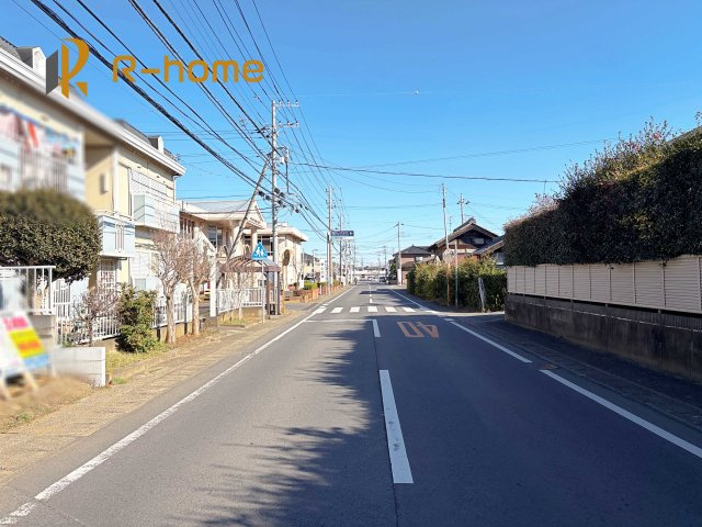 かすみがうら市稲吉3丁目25-P1　新築戸建て　2号棟の前面道路含む現地写真|『今から見たい！』大歓迎です♪
お気軽にＲ－ｈomeまでお問い合わせください。