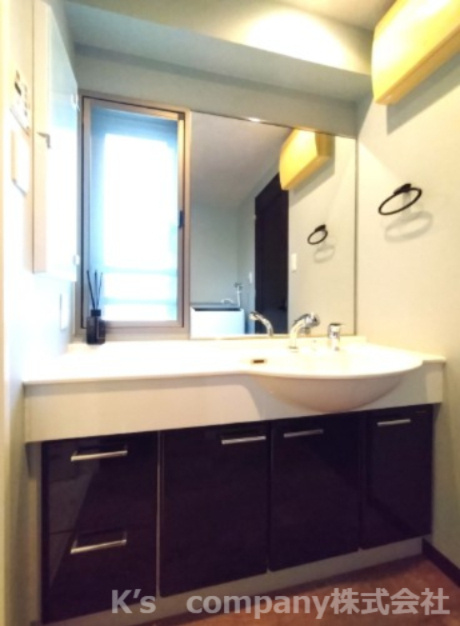 ◎藤沢市片瀬海岸　グランシティ湘南海岸マリナージュスクエア　の独立洗面台|独立洗面台☆