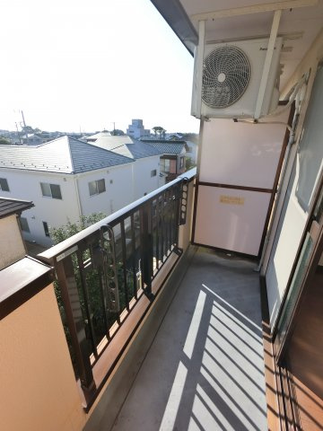 【バルコニー】