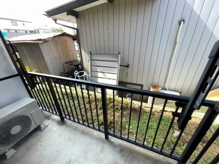 アートストリート新井のバルコニー