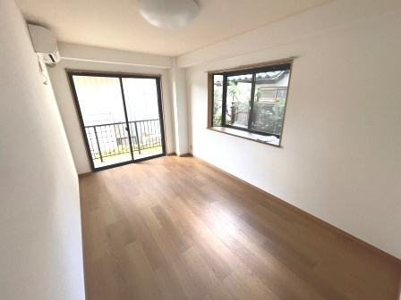 アートストリート新井の居間・リビング