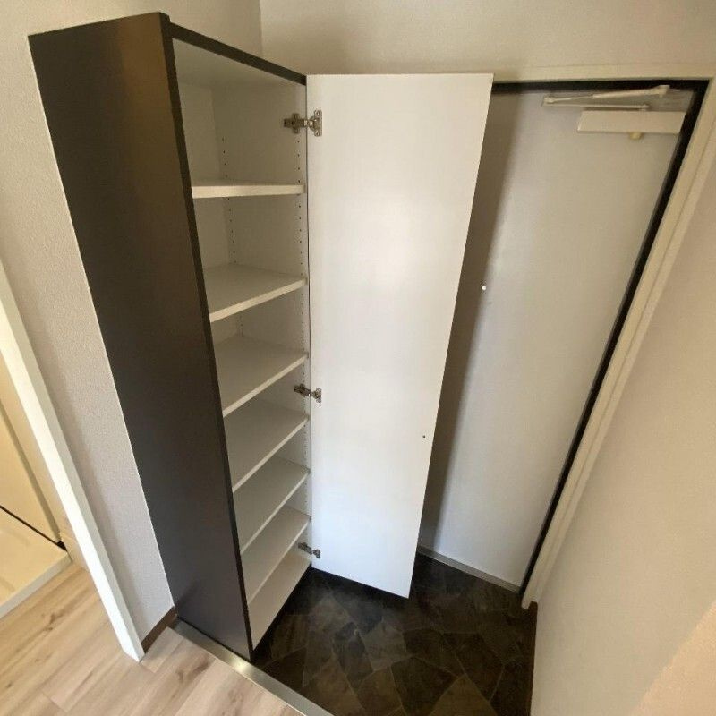 インペリアル新町の玄関