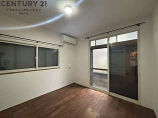 東園田町５丁目戸建の寝室