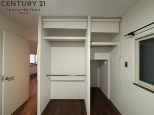 東園田町５丁目戸建の収納