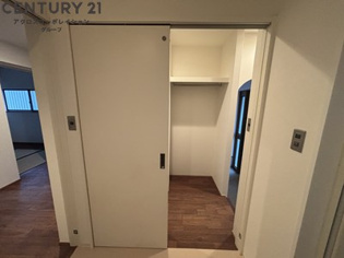 東園田町５丁目戸建の収納