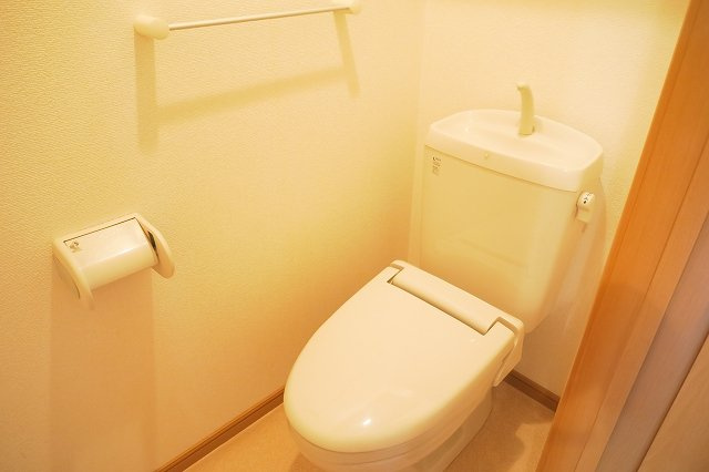 フォルシュのトイレ|落ち着いたトイレです