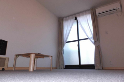 【居間・リビング】 | レオパレスセブンスヒルⅤ