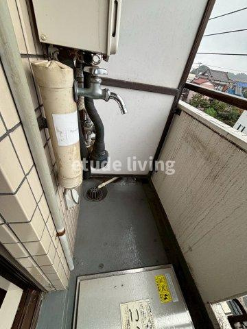 ブルイヤール朝霞23のバルコニー