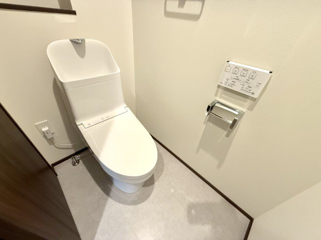 温水洗浄便座付きです！