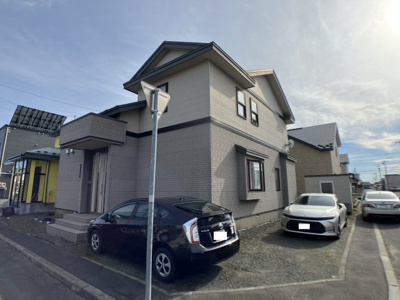 【駐車場】 | 【商談中】文苑1丁目34-13売家 | お車も２台駐車可能です！