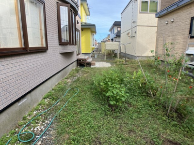 【庭】 | 【商談中】文苑1丁目34-13売家 | 家庭菜園・お好きなお花で季節もご家族で楽しめそうですね☆☆