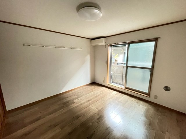 カレッタＳの居間・リビング|※別号室の参考写真です。