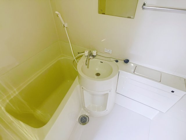 ロワールヨシダの浴室