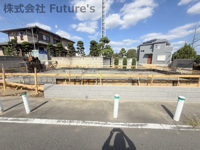 三郷市鷹野5丁目　新築戸建　全1棟の外観|現地の写真になります。