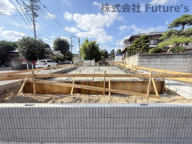 三郷市鷹野5丁目　新築戸建　全1棟の外観|現地の写真になります。