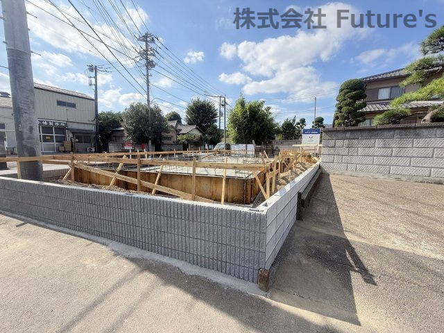 三郷市鷹野5丁目　新築戸建　全1棟の外観|現地の写真になります。