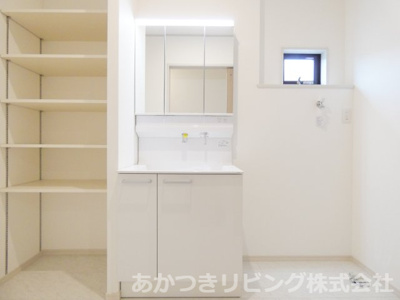 【独立洗面台】 | いろどりアイタウン小山市粟宮 | 忙しい朝に重宝する1・２階洗面化粧台♪