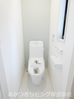 【トイレ】 | いろどりアイタウン小山市粟宮 | 窓付きで換気も◎な１・２階トイレ♪