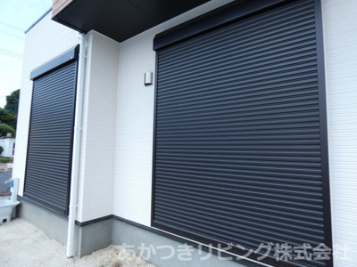 【防犯設備】 | いろどりアイタウン小山市粟宮 | シャッター雨戸付きで安心感があります♪