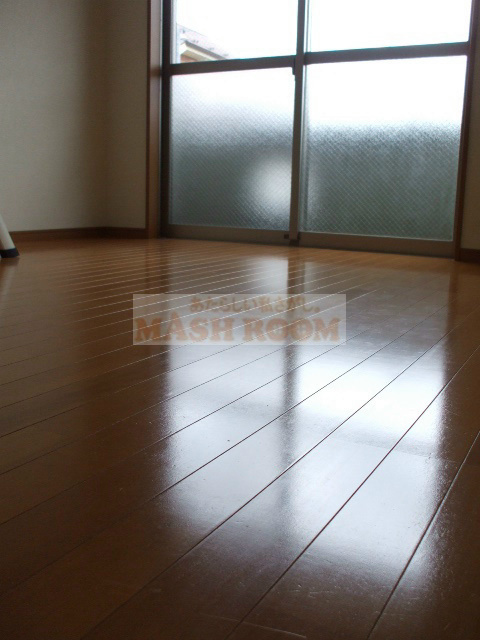 グレース大和の居間・リビング