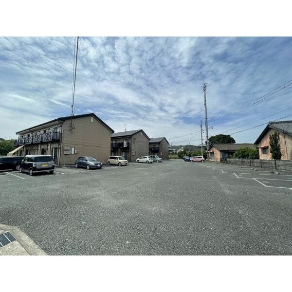 サンヴィラージュ夢の駐車場