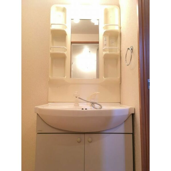 サンヴィラージュ夢の洗面所