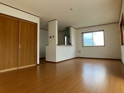 【居間・リビング】 | 福岡県筑紫野市岡田3丁目