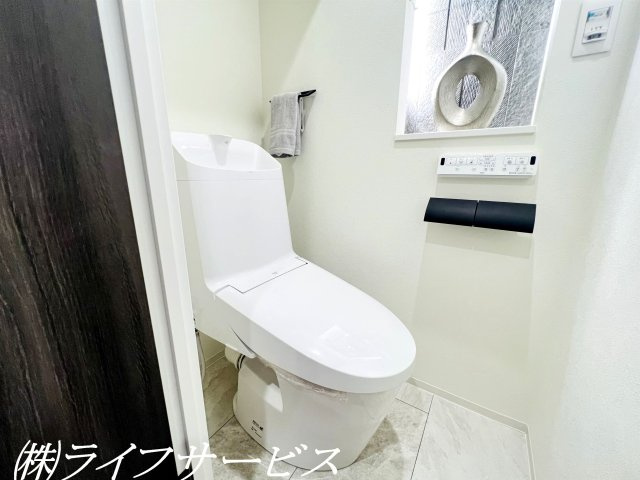 【トイレ】 | 新北野第2コーポ | 温水洗浄便座付トイレ