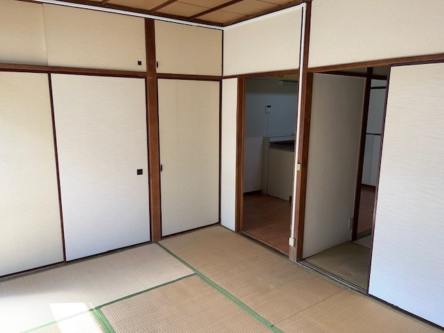 杉並区堀ノ内３丁目のアパートの居間・リビング