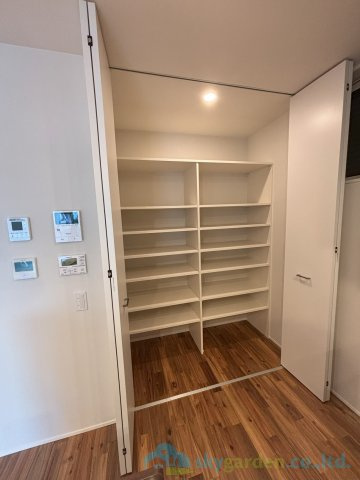 小田原市羽根尾　未入居戸建　全1棟1号棟の収納