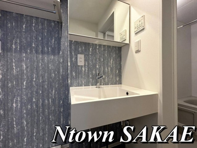 【独立洗面台】 | プランドール平安通 | 朝の支度にも助かる、独立の洗髪洗面化粧台