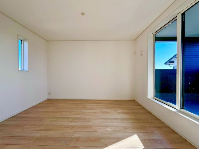 (同仕様写真)収納便利な大型シューズBOX付き♪