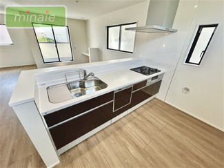 【キッチン】 | 津田沼駅徒歩14分　ZEH水準住宅　前原西5　全3棟　2号棟 | 販売現地