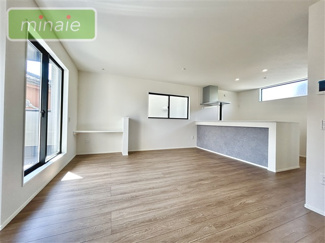 【居間・リビング】 | 津田沼駅徒歩14分　ZEH水準住宅　前原西5　全3棟　2号棟 | 販売現地