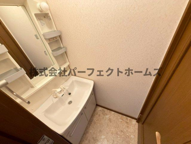 藤が尾4丁目貸家の洗面所|洗面所です