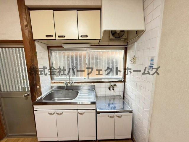 藤が尾4丁目貸家のキッチン|きれいなキッチンです