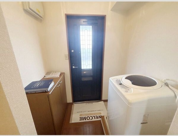 ドマーニ羽島の玄関