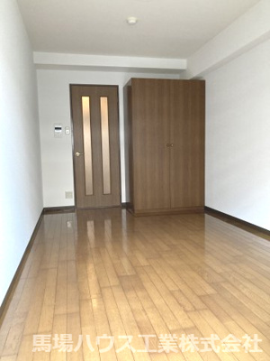 【居間・リビング】 | コスモコート大南