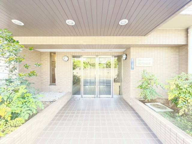 藤和シティコープ松戸小根本のエントランス