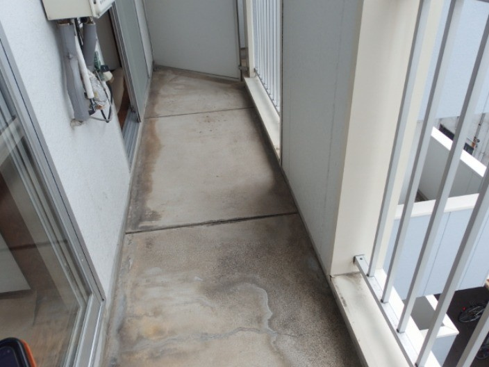 リバーストーン（東大友町）のバルコニー