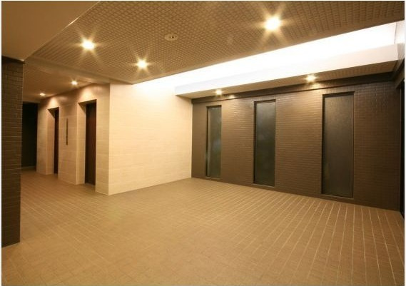 レジディア日比野のエントランス|清潔なエントランスです