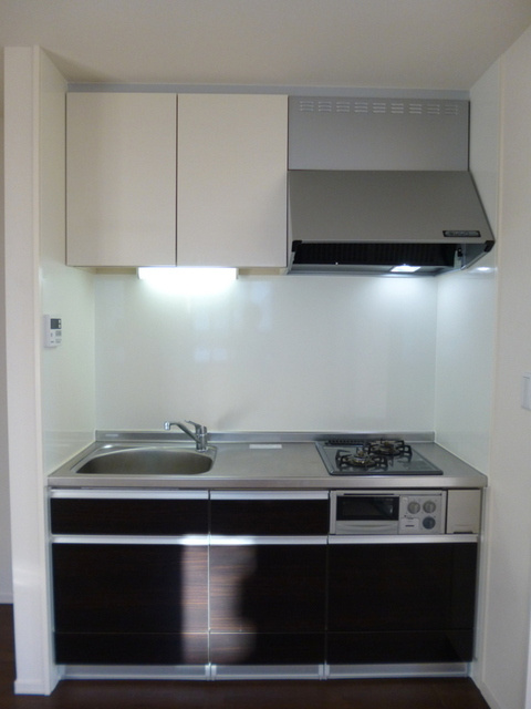 Ｐａｒｋ　Ｔｅｒｒａｃｅのキッチン|★収納豊富なガス２口グリル付きシステムキッチン★