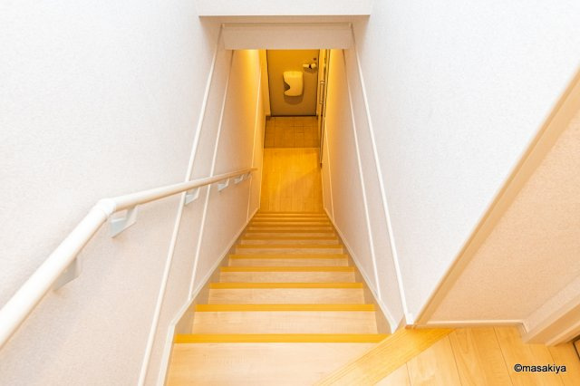 フィオーレ・アリッサムの玄関