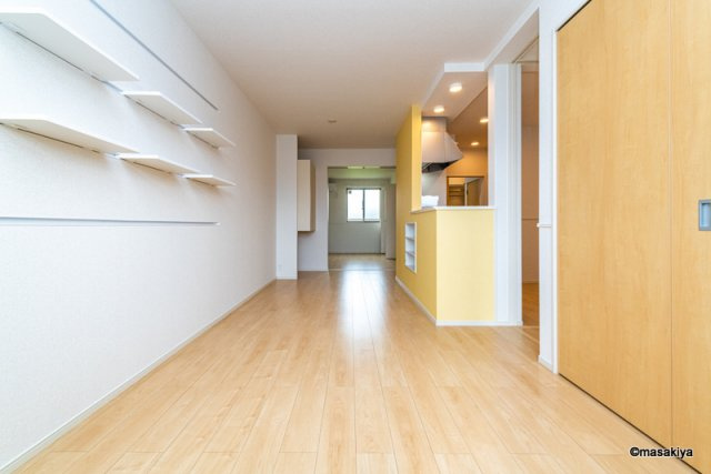 フィオーレ・アリッサムの居間・リビング