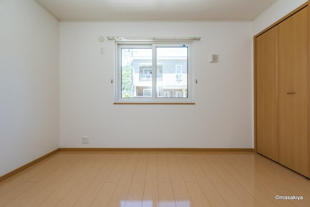 ガーデンハウス朝日山　Bの居間・リビング