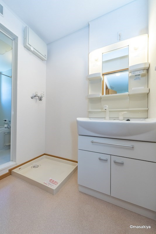 ガーデンハウス朝日山　Bの洗面所|洗面・脱衣