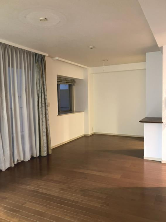 サンクタス鶴川台の居間・リビング